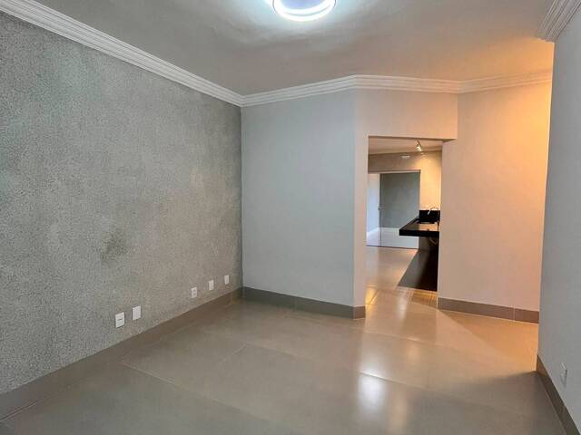 Casa para Venda em Aparecida de Goiânia - 5