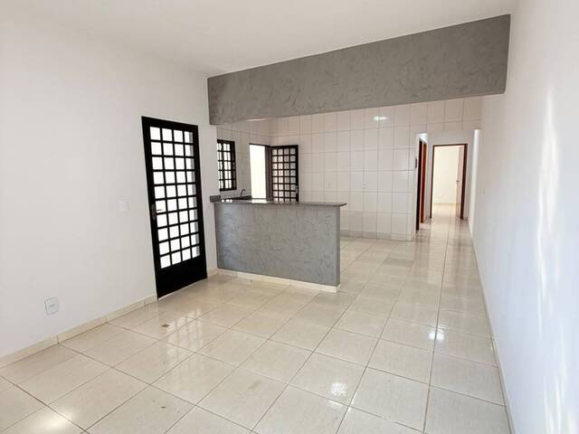 Casa para Venda em Aparecida de Goiânia - 4