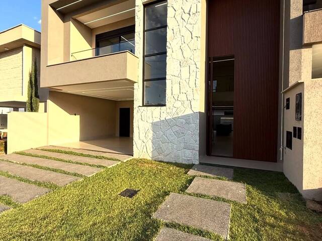 Casa para Venda em Aparecida de Goiânia - 4