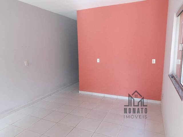 #3240 - Casa para Venda em Goiânia - GO