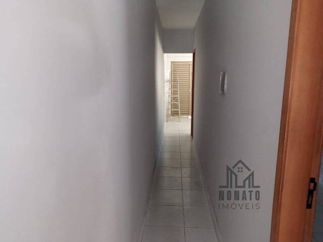 Casa para Venda em Goiânia - 5