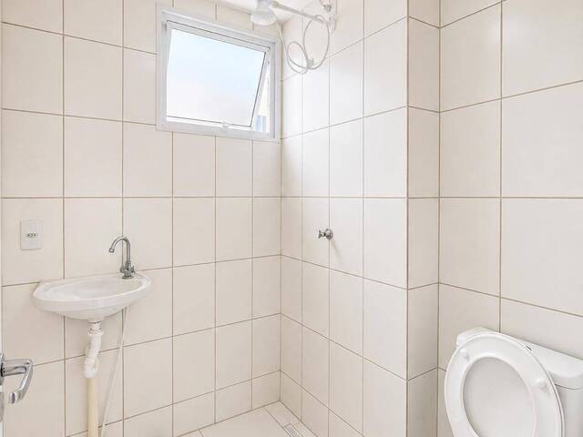 Apartamento para Venda em Aparecida de Goiânia - 5