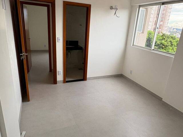 Apartamento para Venda em Goiânia - 5
