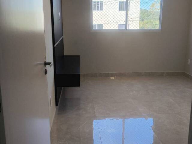 Apartamento para Venda em Goiânia - 4