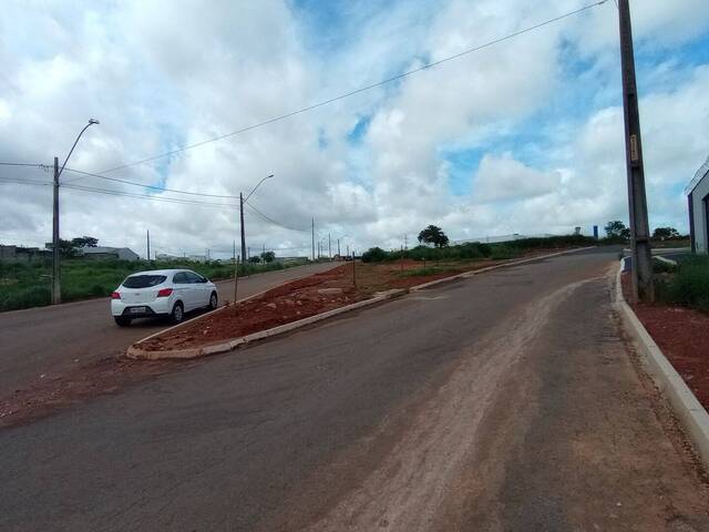 Terreno para Venda em Goiânia - 5