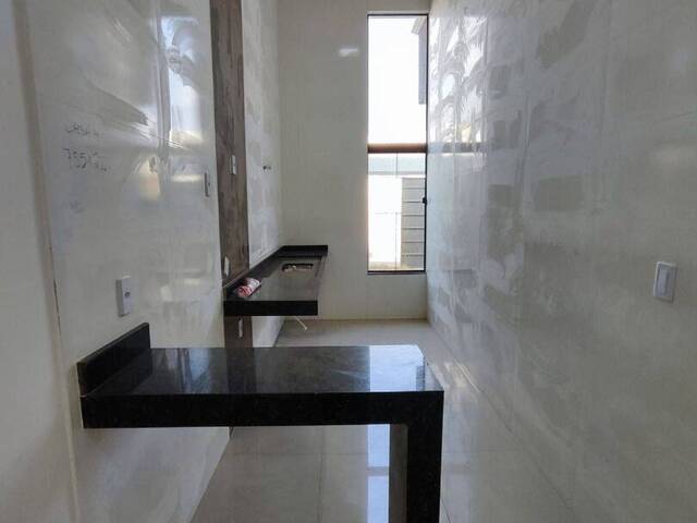 Casa para Venda em Goiânia - 4