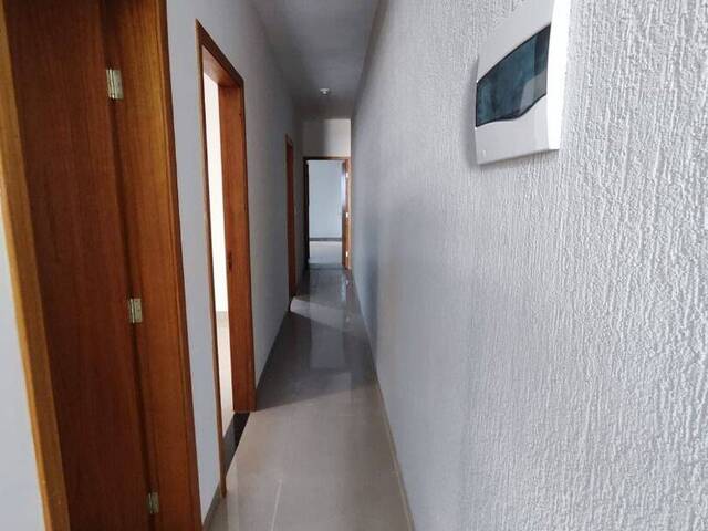 Casa para Venda em Goiânia - 5