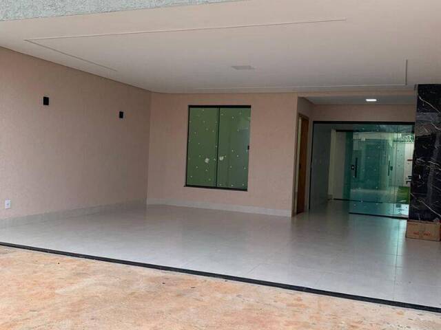 Casa para Venda em Aparecida de Goiânia - 4