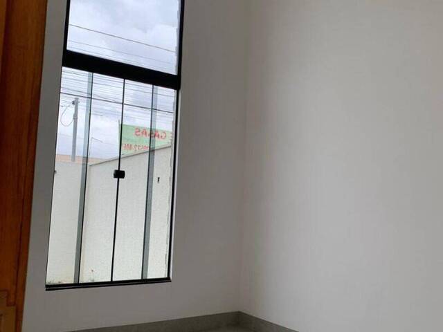 Casa para Venda em Aparecida de Goiânia - 4