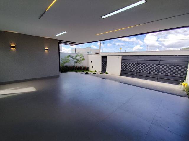 Casa para Venda em Goiânia - 3