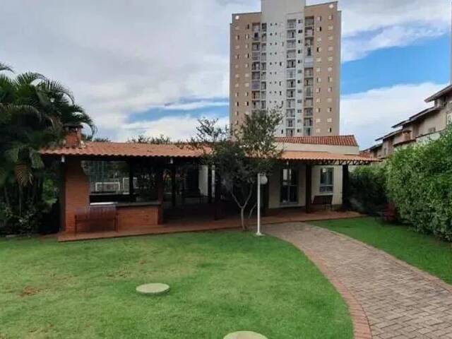 Sobrado para Venda em Goiânia - 4