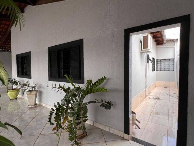 Casa para Venda em Aparecida de Goiânia - 5
