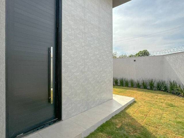 Casa para Venda em Goiânia - 5