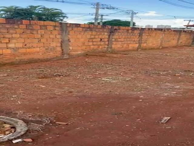 Terreno para Venda em Goiânia - 3