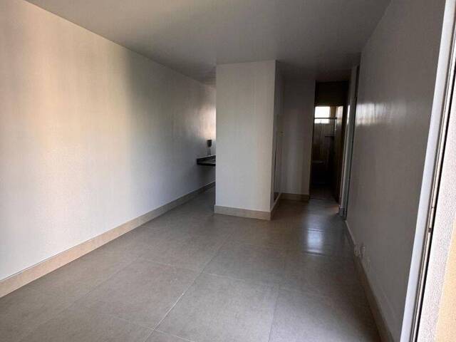 Apartamento para Locação em Goiânia - 3