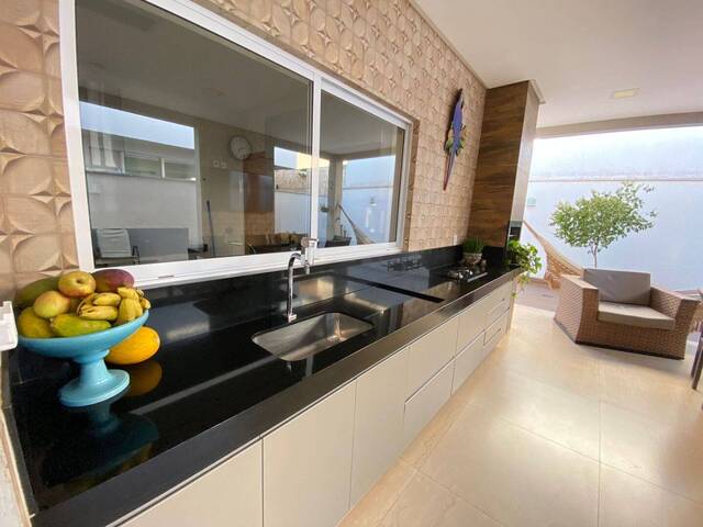 Casa para Venda em Goiânia - 4