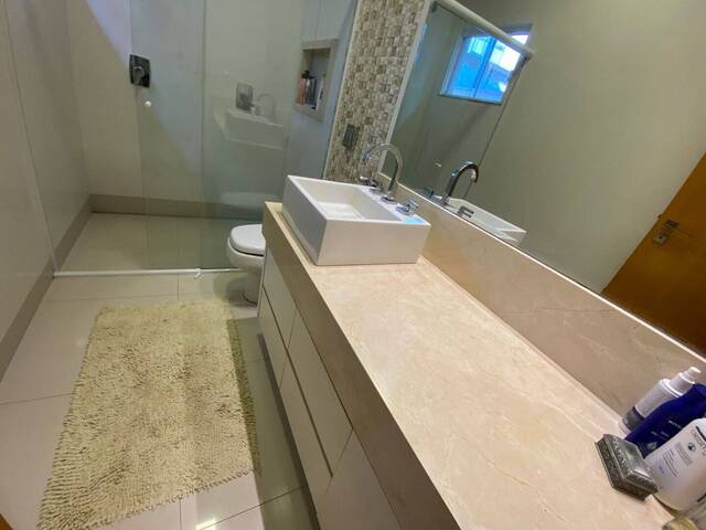 Casa para Venda em Goiânia - 5