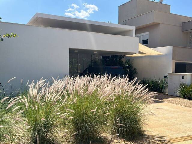 Casa para Venda em Goiânia - 3