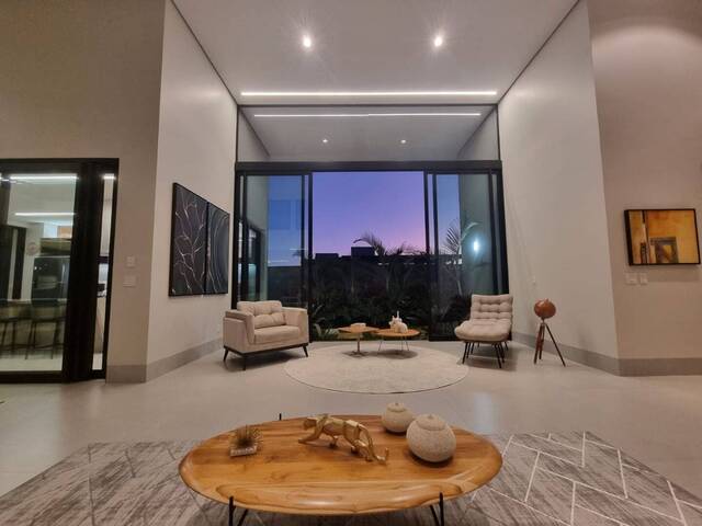 Casa para Venda em Goiânia - 2