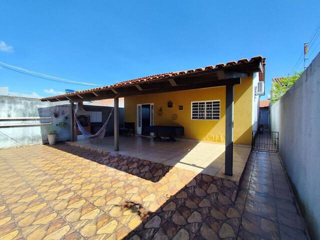 Casa para Venda em Goiânia - 2