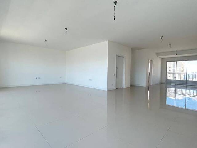 Apartamento para Venda em Goiânia - 2