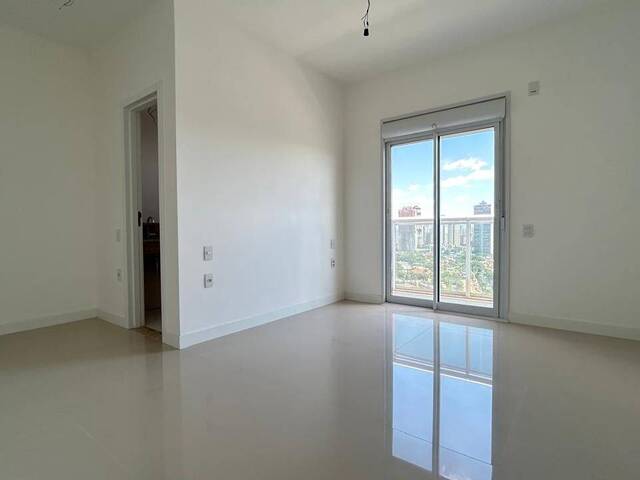 Apartamento para Venda em Goiânia - 3