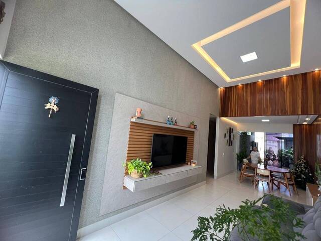Casa para Venda em Goiânia - 5