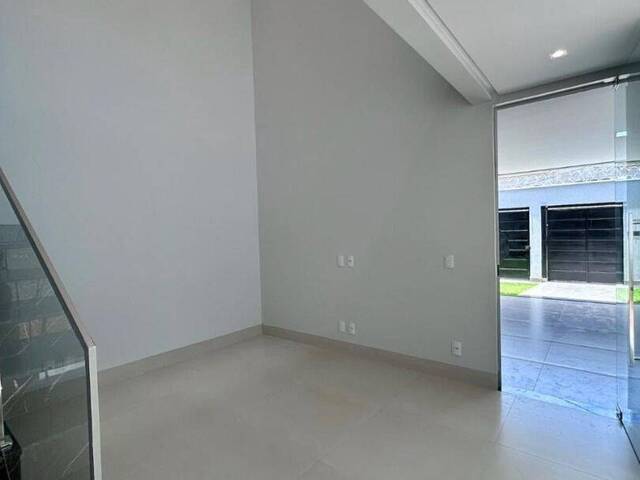 #SO0300 - Sobrado para Venda em Goiânia - GO