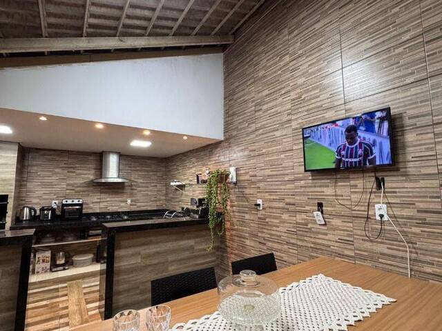 Casa para Venda em Aparecida de Goiânia - 5