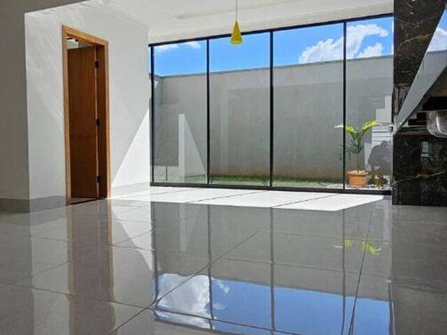 #CA1421 - Casa para Venda em Aparecida de Goiânia - GO