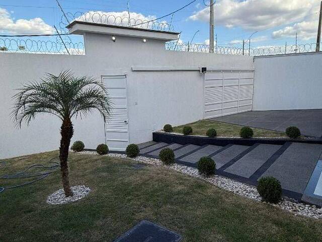 Casa para Venda em Goiânia - 2