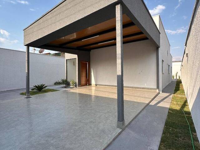 #CA1491 - Casa para Venda em Aparecida de Goiânia - GO