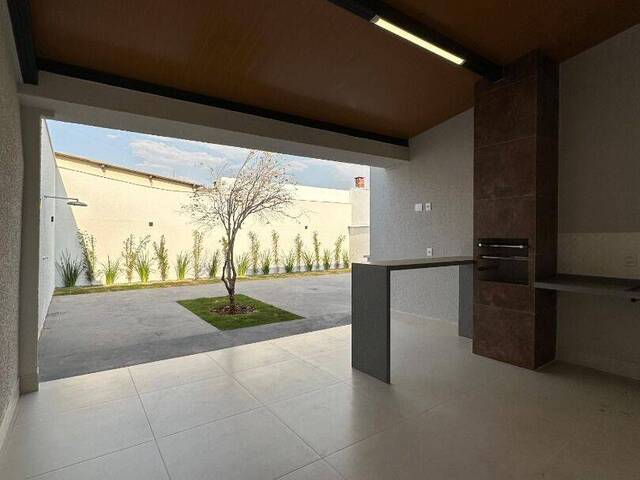 Casa para Venda em Aparecida de Goiânia - 5