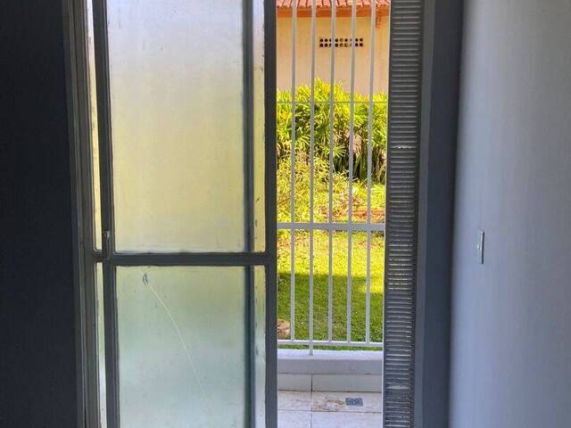 Apartamento para Locação em Goiânia - 2