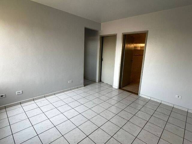 Apartamento para Locação em Goiânia - 2