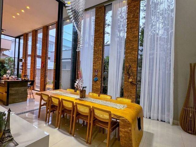 Casa para Venda em Goiânia - 2