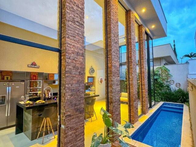 Casa para Venda em Goiânia - 5