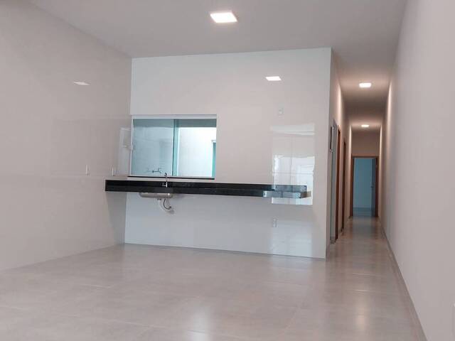 Casa para Venda em Goiânia - 5