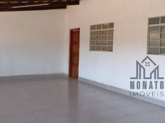 #CA1552 - Casa para Venda em Goiânia - GO - 1