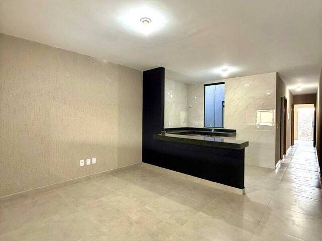 Venda em Residencial Vieira - Trindade