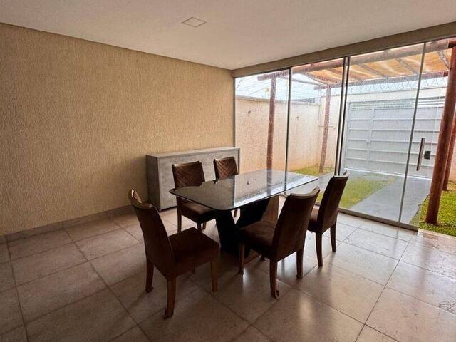 Casa para Venda em Goiânia - 2