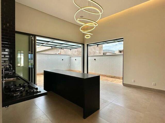 Casa para Venda em Goiânia - 2