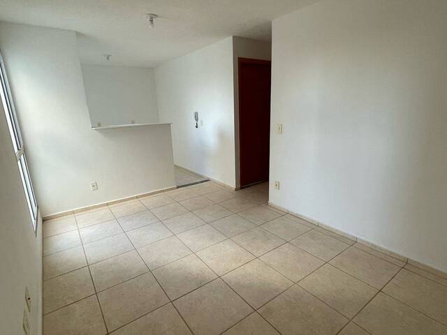 Apartamento para Venda em Goiânia - 3