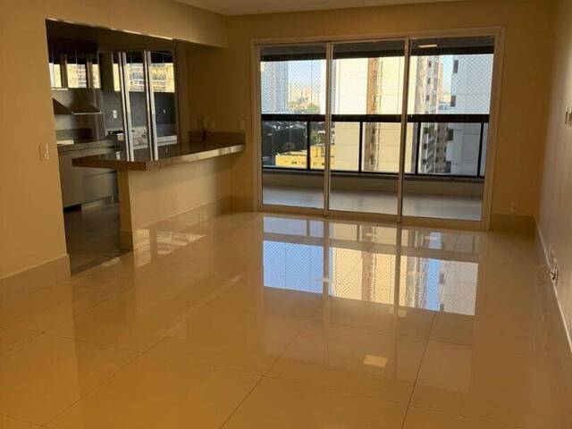 Apartamento para Venda em Goiânia - 4