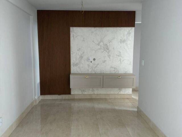 Apartamento para Venda em Aparecida de Goiânia - 5