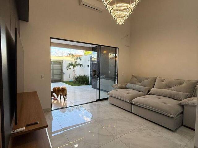Casa para Venda em Goiânia - 2