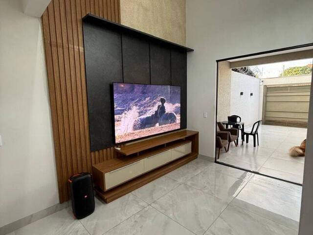 Casa para Venda em Goiânia - 5
