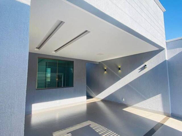 Casa para Venda em Goiânia - 3