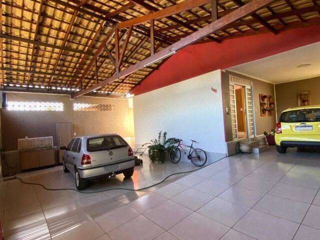 Casa para Venda em Goiânia - 3