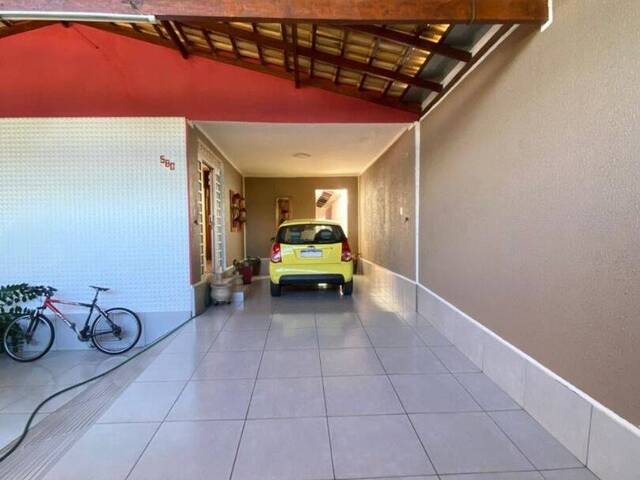 Casa para Venda em Goiânia - 4